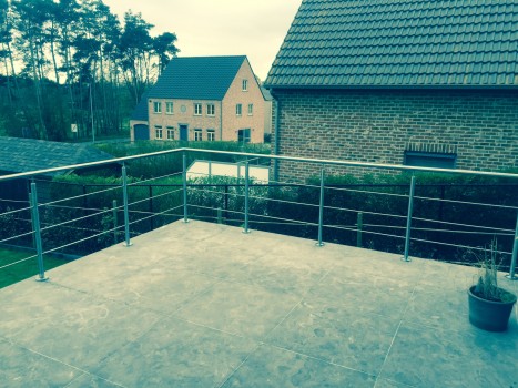 Trapleuningen en balustrades