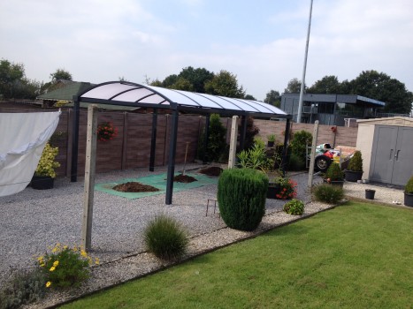 Aluminium carports