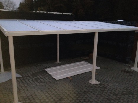 Aluminium carports