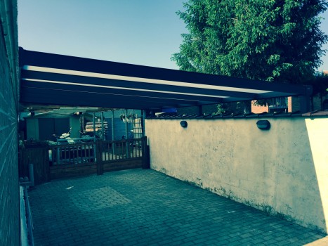 Aluminium carports