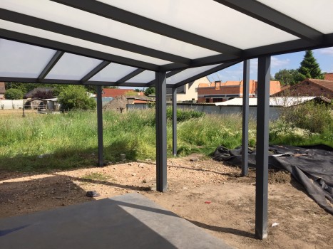 Aluminium carports