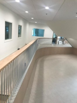 Trapleuningen en balustrades