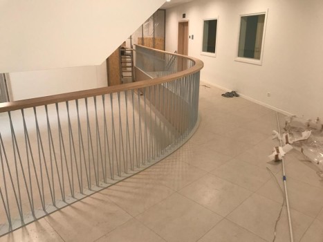 Trapleuningen en balustrades