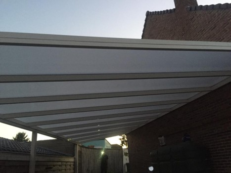 Aluminium carports