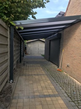 Aluminium carports